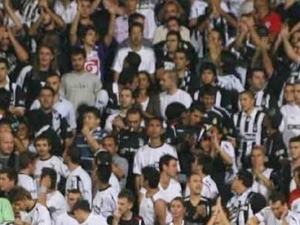 Bize her yer �n�n�!