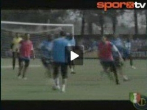 Materazzi rezil oldu!