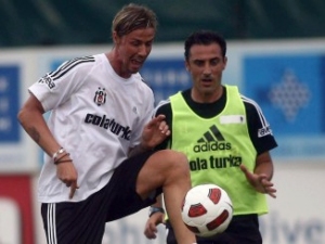 Guti'ye 4 hoca