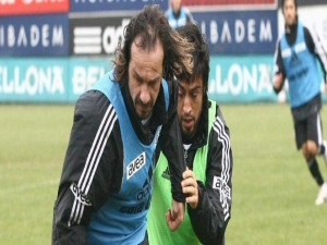 Futbol oynamay� �ok �zledim