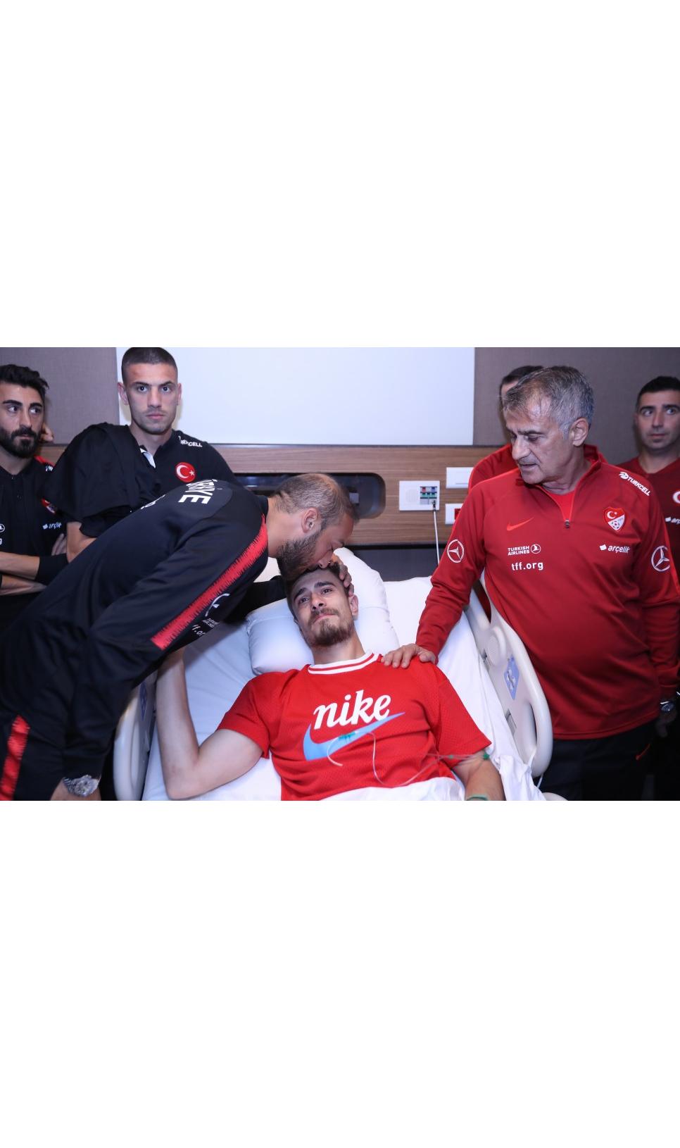 Karakartal - A Milli Takım'dan Dorukhan Toköz'e ziyaret Galeri