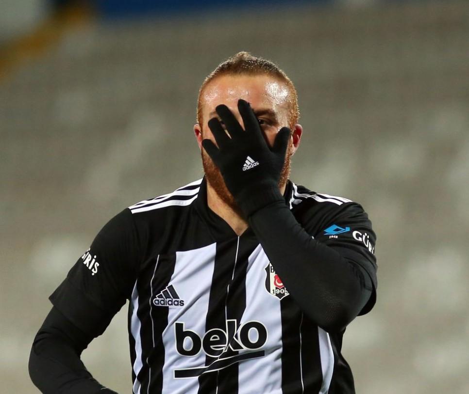 NİHAT KAHVECİ YORUMLADI Nihat Kahveci 'Oyun yoksa kalite var